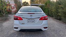 نیسان سێنترا